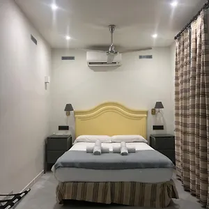  Kwatera prywatna Turistic Sevillanos Sl Hiszpania